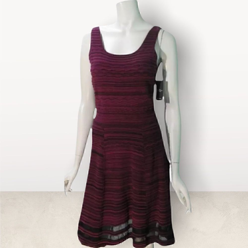 ‎Jessica Simpson Raspberry Sleeveless Knit Dress - Picture 3 of 5